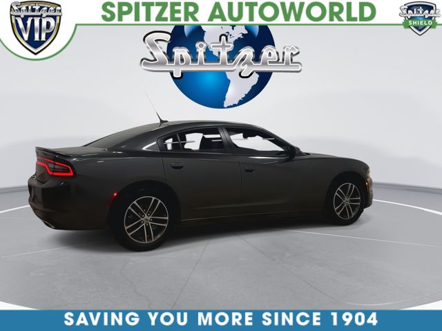 Used 2019 Gray Dodge SXT image 9