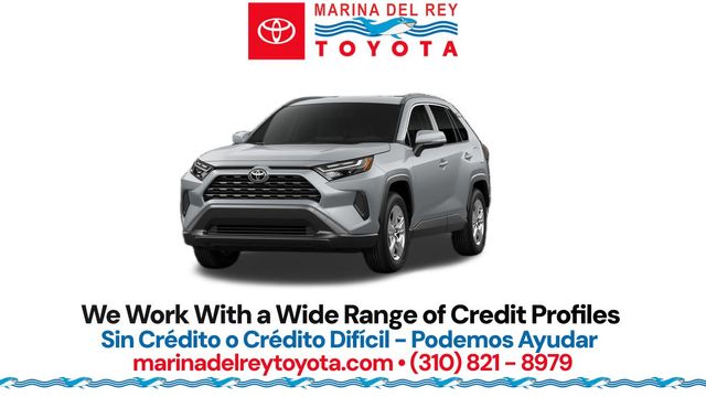 2025 Toyota RAV4 XLE's photo