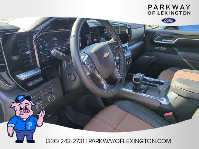Used 2025 Gray Chevrolet High Country image 16