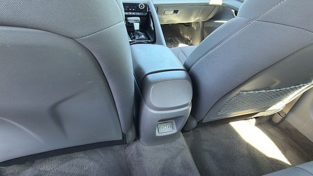 Used 2025 Gray Hyundai SEL Convenience image 21