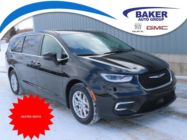 Diamond Black Crystal Pearlcoat 2024 Chrysler Pacifica Touring L FWD Minivan Front-Wheel Drive 9-Speed Automatic