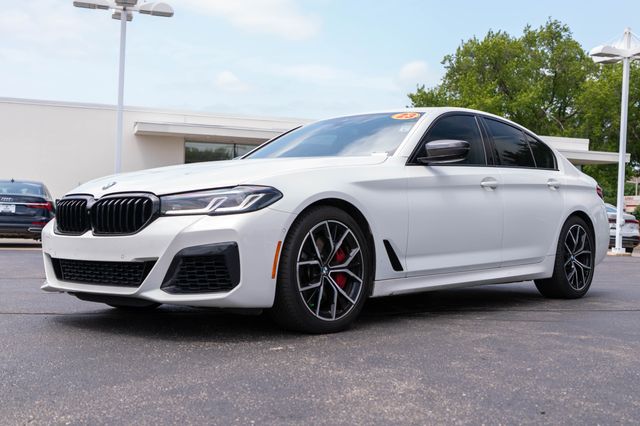 Alpine White 2023 BMW 5 Series Sedan All-Wheel Drive 8-Speed Automatic