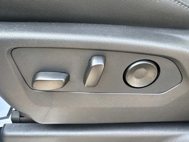 2026 Chevrolet Silverado 1500 - Image 25