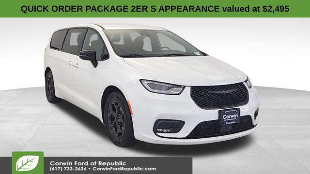 2024 Chrysler Pacifica Hybrid Select FWD