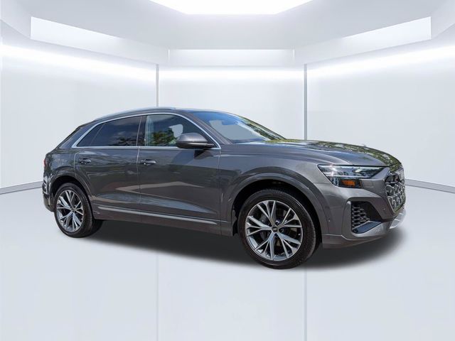 2025 Audi Q8 Premium Plus