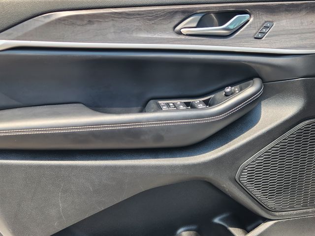 2024 Jeep Grand Cherokee L Limited White at Westside Lexus