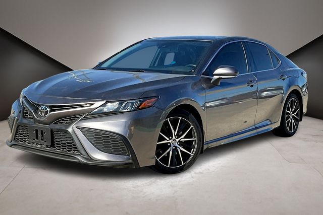 2021 Toyota Camry SE AWD