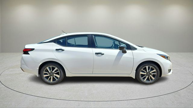 2025 Nissan Versa