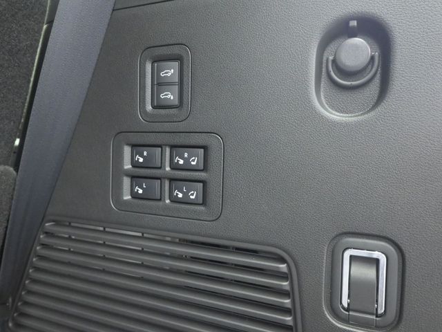 2025 Nissan Armada PRO-4X - Photo 45