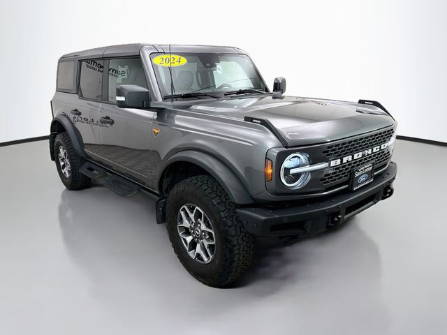 2024 Ford Bronco Gris (Gray Metallic) SUV/Crossover Todo terreno Automática
