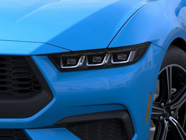 2025 Ford Mustang EcoBoost 18