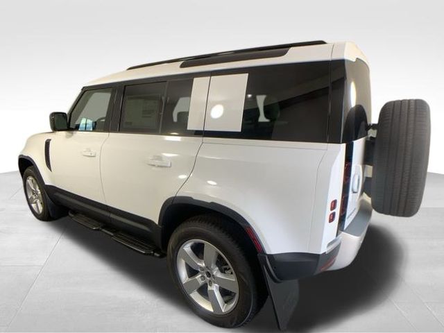 2025 Land Rover Defender 110 S 5