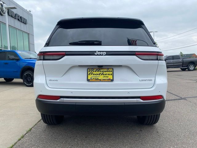 2026 Jeep Grand Cherokee Limited - Bright White Clearcoat exterior view 6