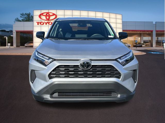 2025 Toyota RAV4 LE 22