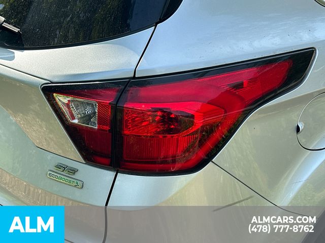 Used 2019 Silver Ford SE image 11