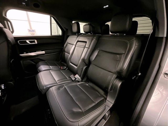 2023 Ford Explorer XLT Silver at Grove City Ford
