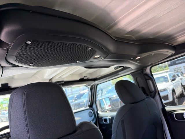 New 2026 White Jeep Sport S image 9