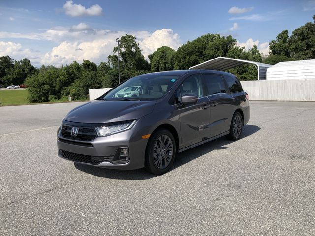 new 2026 Honda Odyssey car, priced at $45,434