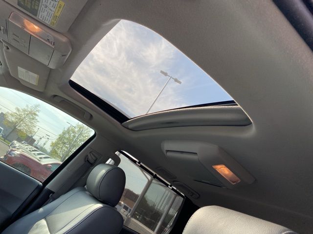 2019 Toyota Sequoia Platinum photo