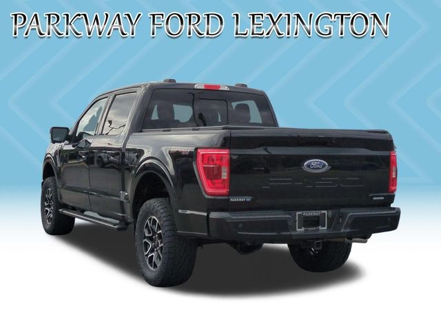 Used 2023 Agate Black Metallic Ford XLT image 3