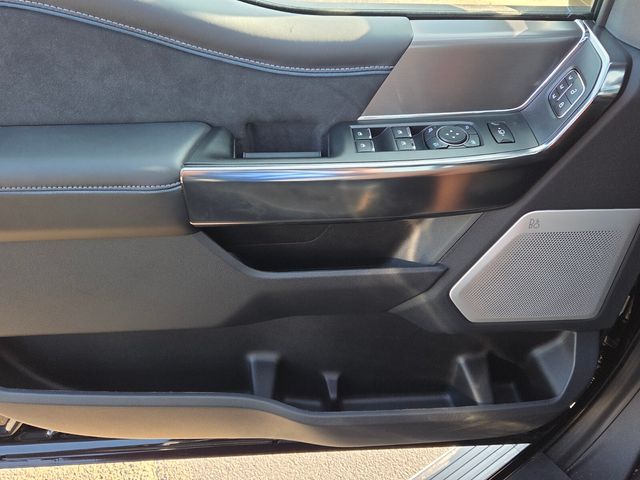 New 2026 Black Ford Platinum image 29