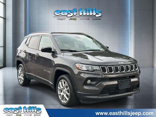 Baltic Gray Metallic Clearcoat 2024 Jeep Compass SUV / Crossover Four-Wheel Drive 8-Speed Automatic