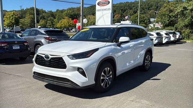 Used 2026 Toyota Highlander SUV