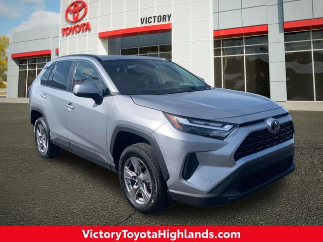 2025 Toyota RAV4 Hybrid XLE