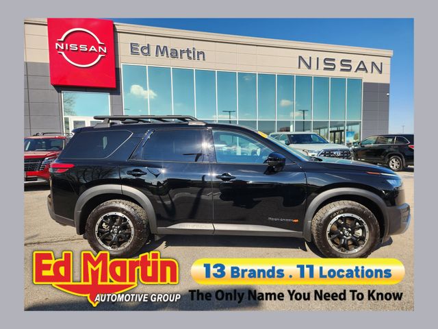 Super Black 2025 Nissan Pathfinder Rock Creek 4WD SUV / Crossover All-Wheel Drive 9-Speed Automatic