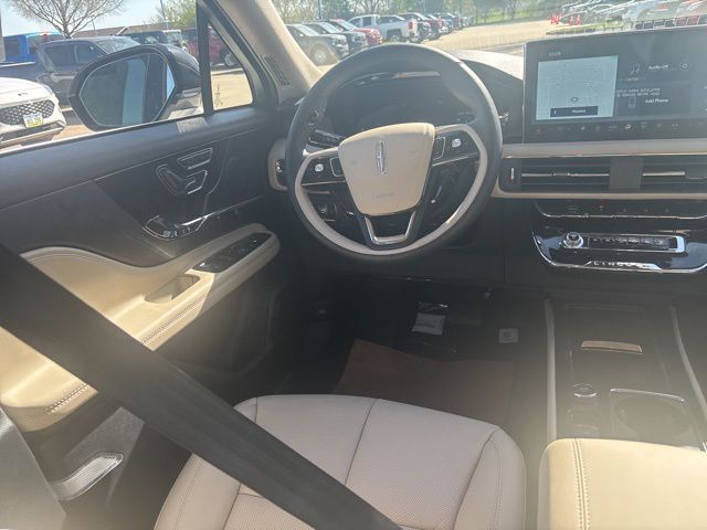 2026 White Metallic Lincoln Corsair Reserve AWD SUV