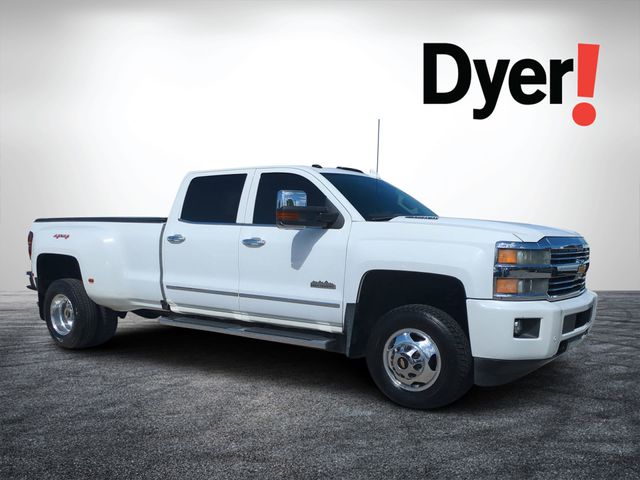 Summit White 2015 Chevrolet Silverado 3500HD High Country Crew Cab 4WD Pickup Truck Four-Wheel Drive 6-Speed Automatic