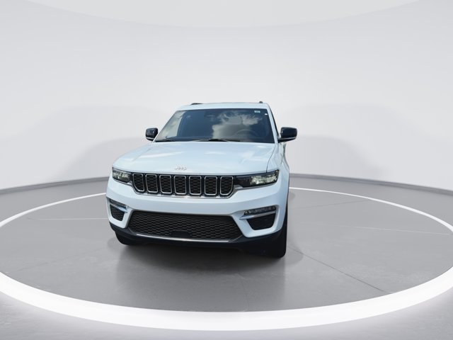 Used 2025 White Jeep Limited image 3