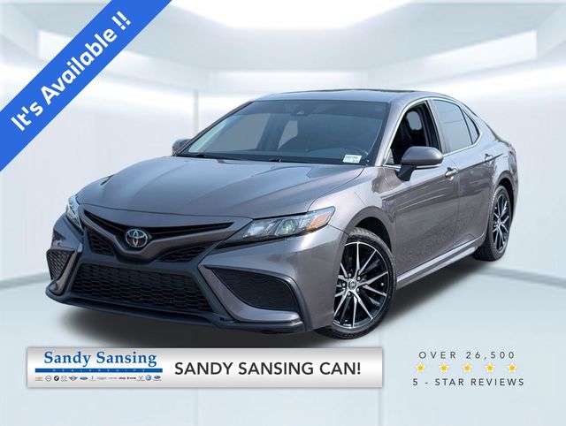 2022 Toyota Camry SE FWD