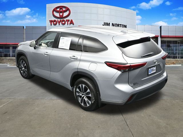 2021 Toyota Highlander XLE 40