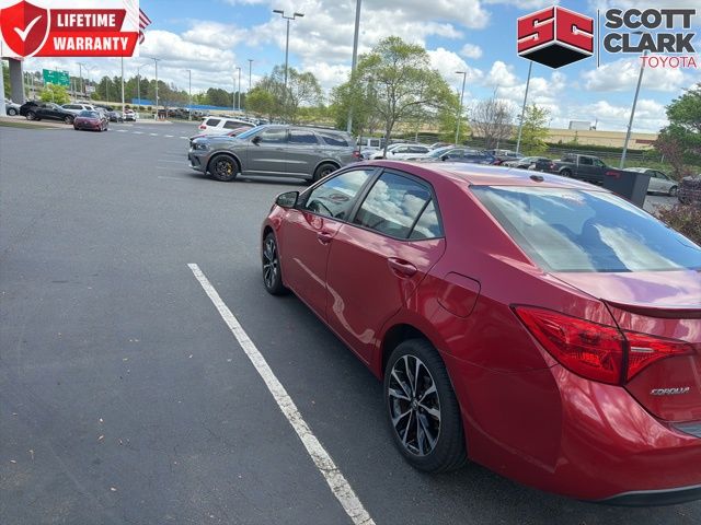 Barcelona Red Metallic 2017 Toyota Corolla SE Sedan Front-Wheel Drive Continuously Variable Transmission