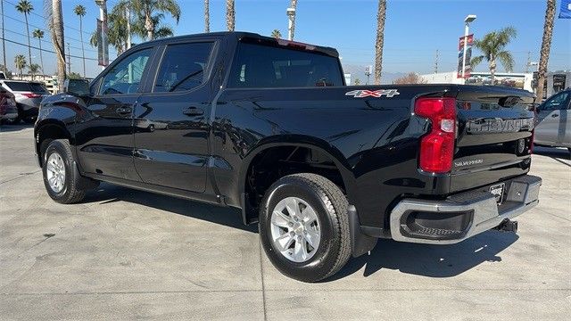 2024 Chevrolet Silverado 1500 LT 7