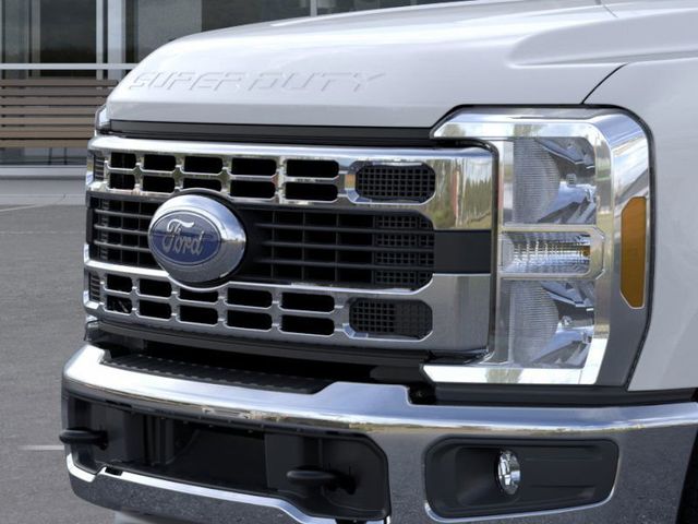2026 Ford Super Duty F-350 DRW XL