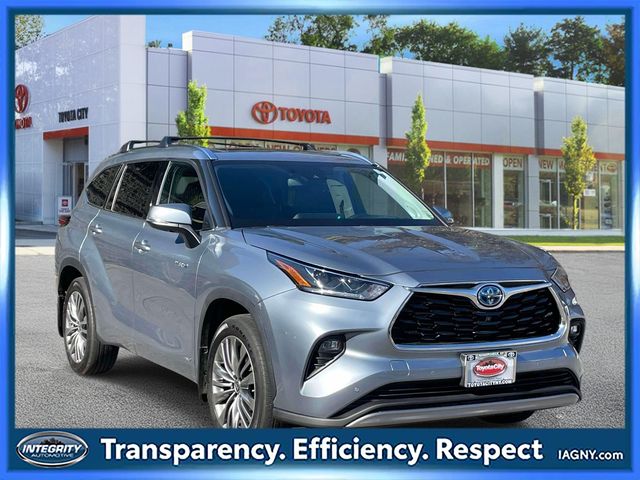 2021 Toyota Highlander Hybrid Platinum AWD