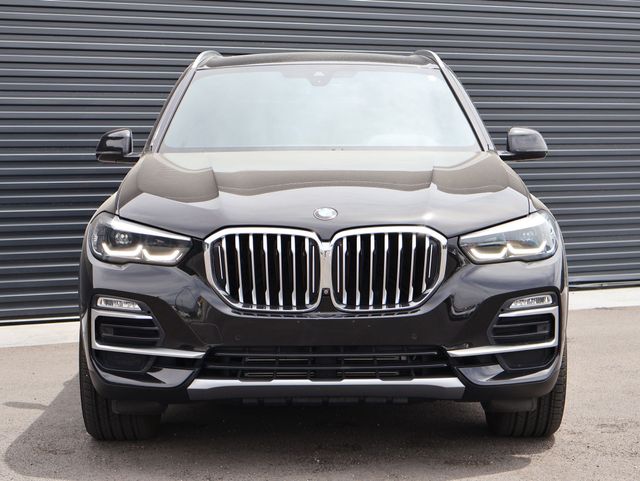 2019 BMW X5 xDrive40i Black at Ultimate Motorsports