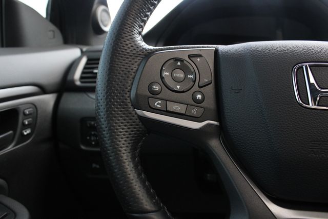 Used 2023 Silver Honda EX-L image 14