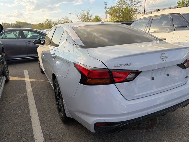 Used 2024 Gray Nissan 2.5 SR image 4