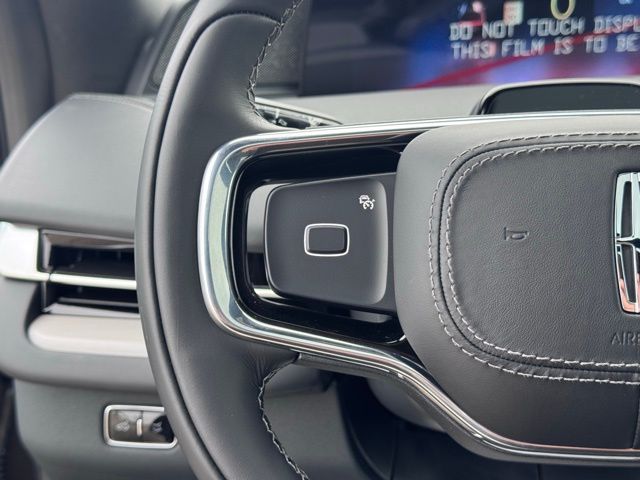 2025 Lincoln Navigator Reserve L