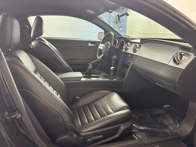 Used 2006 Ford Mustang Coupe