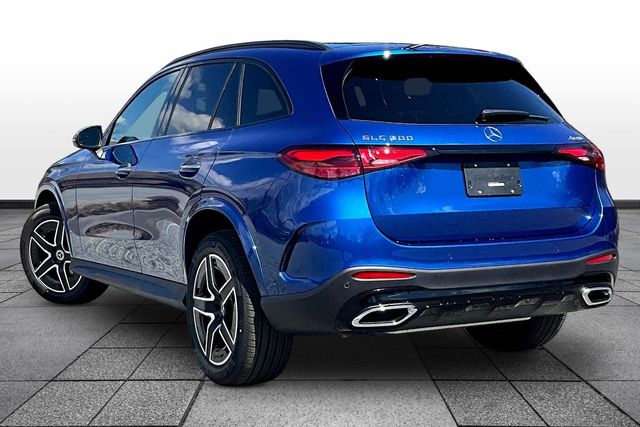 New 2026 Blue Mercedes-Benz GLC 300 image 3
