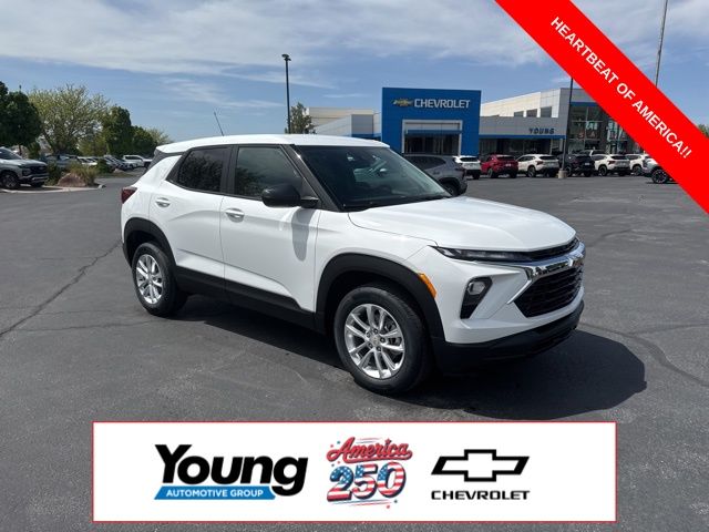 Summit White 2026 Chevrolet Trailblazer SUV / Crossover Four-Wheel Drive 9-Speed Automatic
