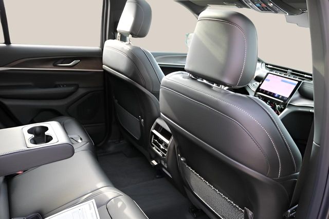 New Car 2025 Jeep Grand Cherokee  Limited For Sale Under $40,000 In Austin, Texas