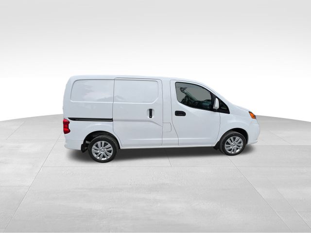 2021 Nissan NV200 SV 10