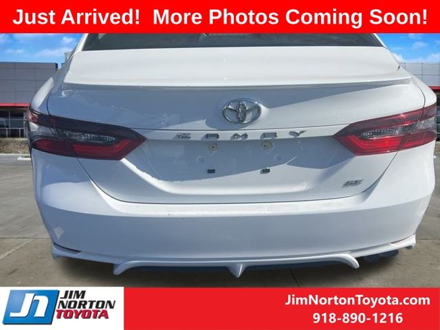 2024 Toyota Camry SE 6