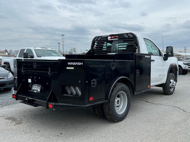 2023 GMC Sierra 3500HD Pro 4