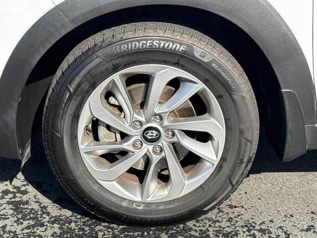 2017 Hyundai Tucson SE - Photo 11